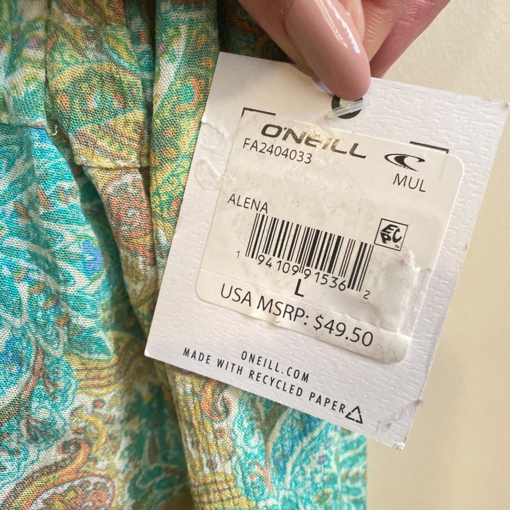 NWT O'NEILL Alena Tie Front Top, size Large - Picture 5 of 12